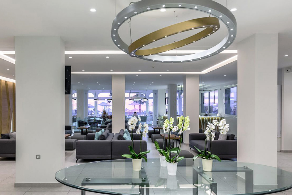 Acharavi Beach Hotel 4*