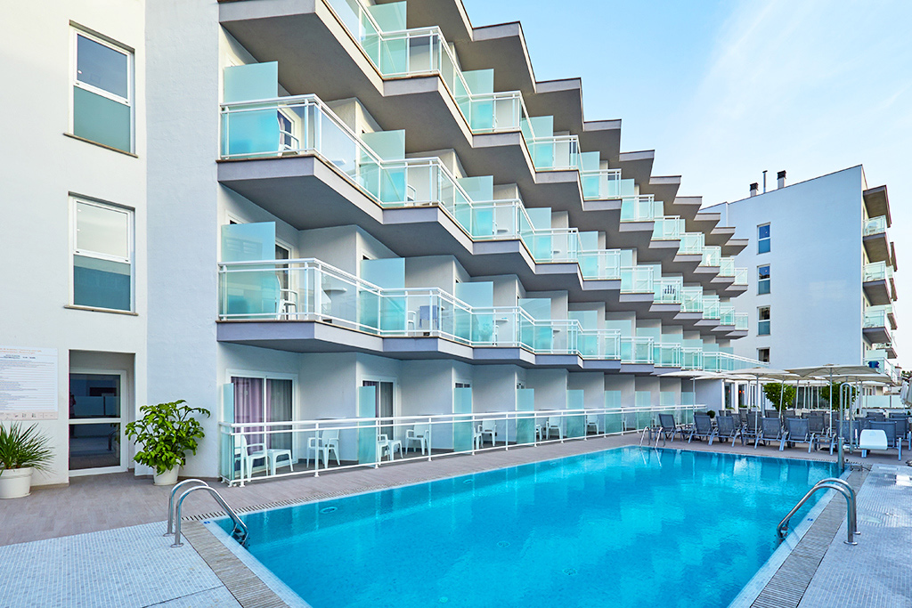 BQ Amfora Beach 4* Adult Only + 18 ans