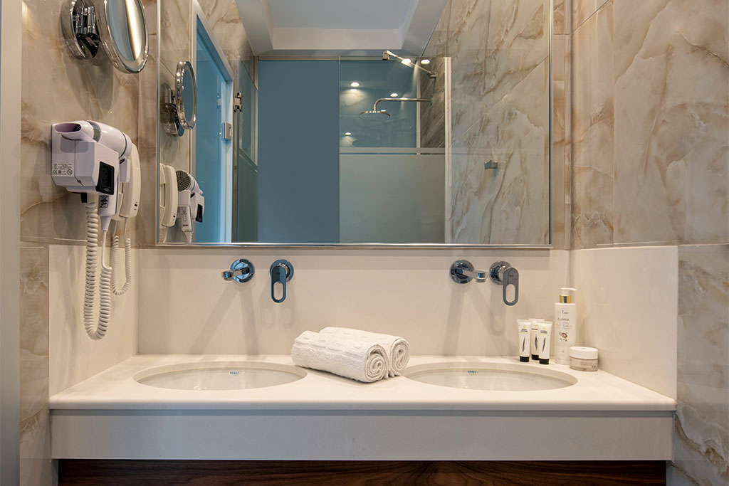 4 You Boutique 3*, Séjour Grèce & ses îles par Ôvoyages 4 You Boutique 3*, Séjour Grèce & ses îles par Ôvoyages