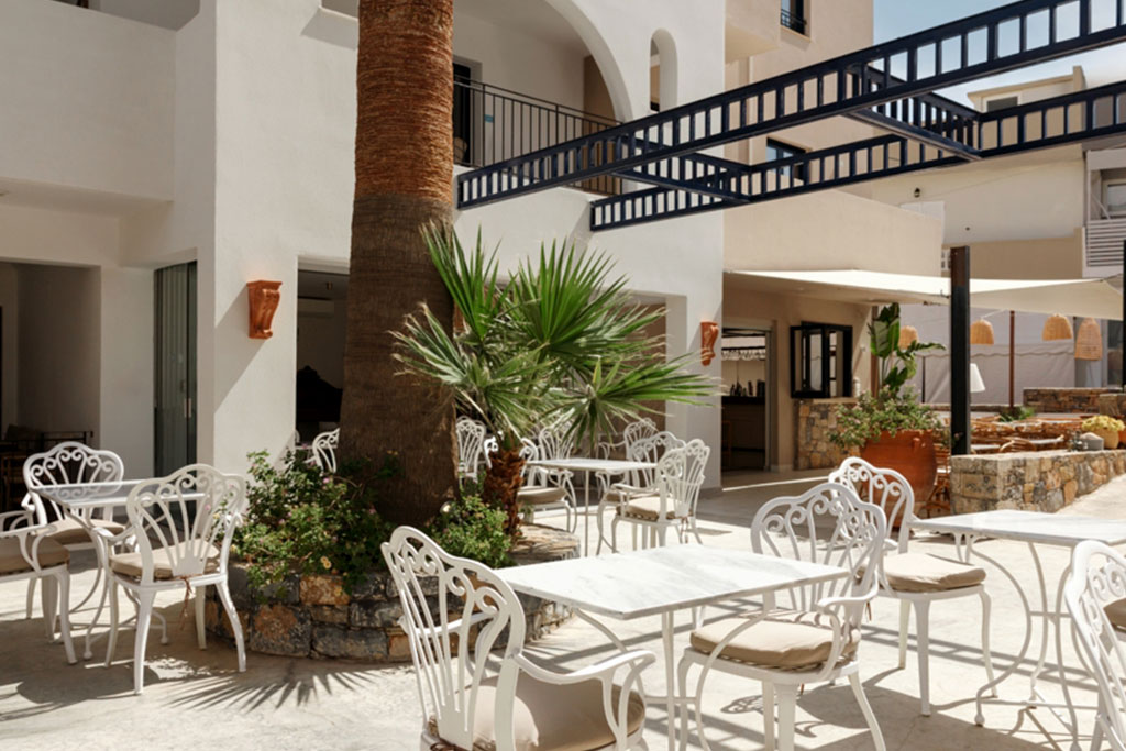 Hôtel & Suites Nami 4*
