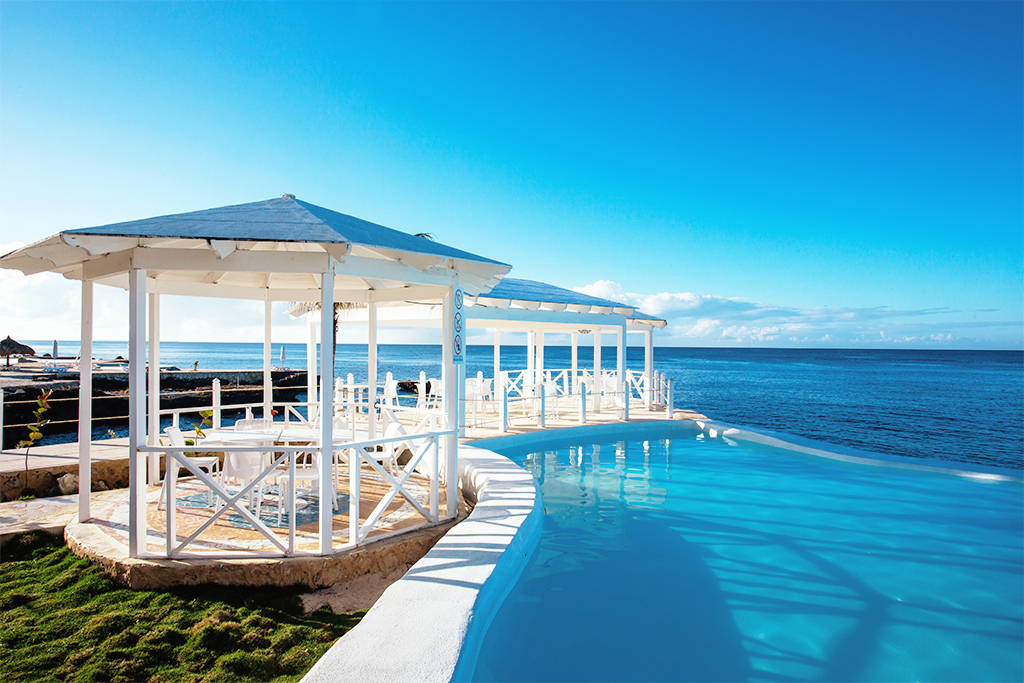 Ôcombiné - duo Ôclubs HM Alma 4* & Wyndham Alltra Punta Cana 5*, Séjour République Dominicaine par Ôvoyages Ôcombiné - duo Ôclubs HM Alma 4* & Wyndham Alltra Punta Cana 5*, Séjour République Dominicaine par Ôvoyages