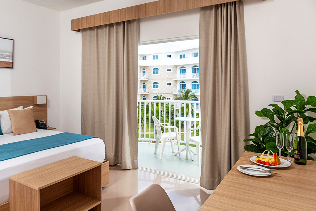 Ôcombiné - duo Ôclubs HM Alma 4* & Wyndham Alltra Punta Cana 5*, Séjour République Dominicaine par Ôvoyages Ôcombiné - duo Ôclubs HM Alma 4* & Wyndham Alltra Punta Cana 5*, Séjour République Dominicaine par Ôvoyages