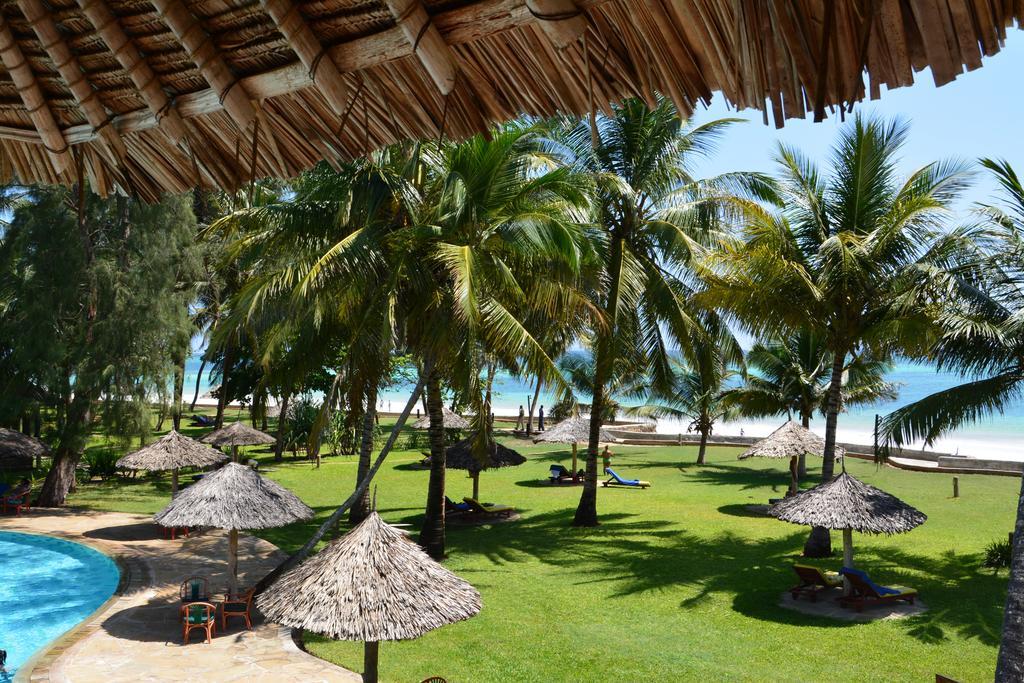 Hôtel Neptune Palm Beach Boutique Resort & Spa 4* + Safari 2 nuits, Séjour Kenya par Ôvoyages Hôtel Neptune Palm Beach Boutique Resort & Spa 4* + Safari 2 nuits, Séjour Kenya par Ôvoyages