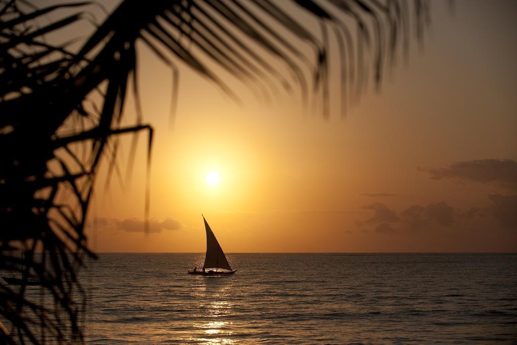 Hôtel Neptune Palm Beach Boutique Resort & Spa 4* + Safari 2 nuits, Séjour Kenya par Ôvoyages Hôtel Neptune Palm Beach Boutique Resort & Spa 4* + Safari 2 nuits, Séjour Kenya par Ôvoyages