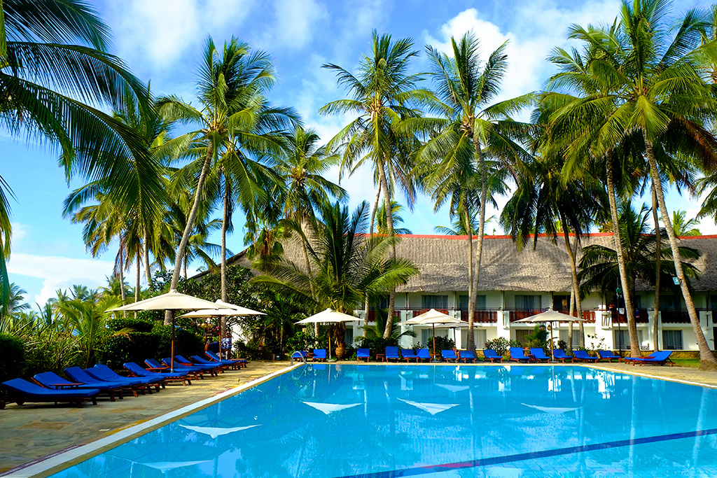 Hôtel Voyager Beach Resort 4* + Safari 2 nuits, Séjour Kenya par Ôvoyages
