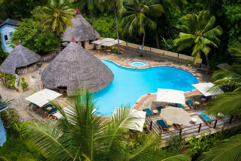 Hôtel Pinewood Beach Resort & Spa 4* Sup + Safari 1 nuit, Séjour Kenya par Ôvoyages Hôtel Pinewood Beach Resort & Spa 4* Sup + Safari 1 nuit, Séjour Kenya par Ôvoyages