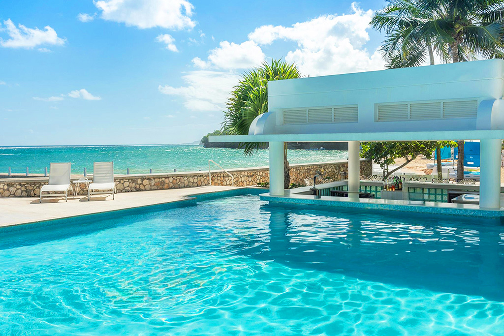 Combiné Nature, plages et romance : Couples Tower Isle 5* Adult Only + 18 & Couples Negril 5* Adult