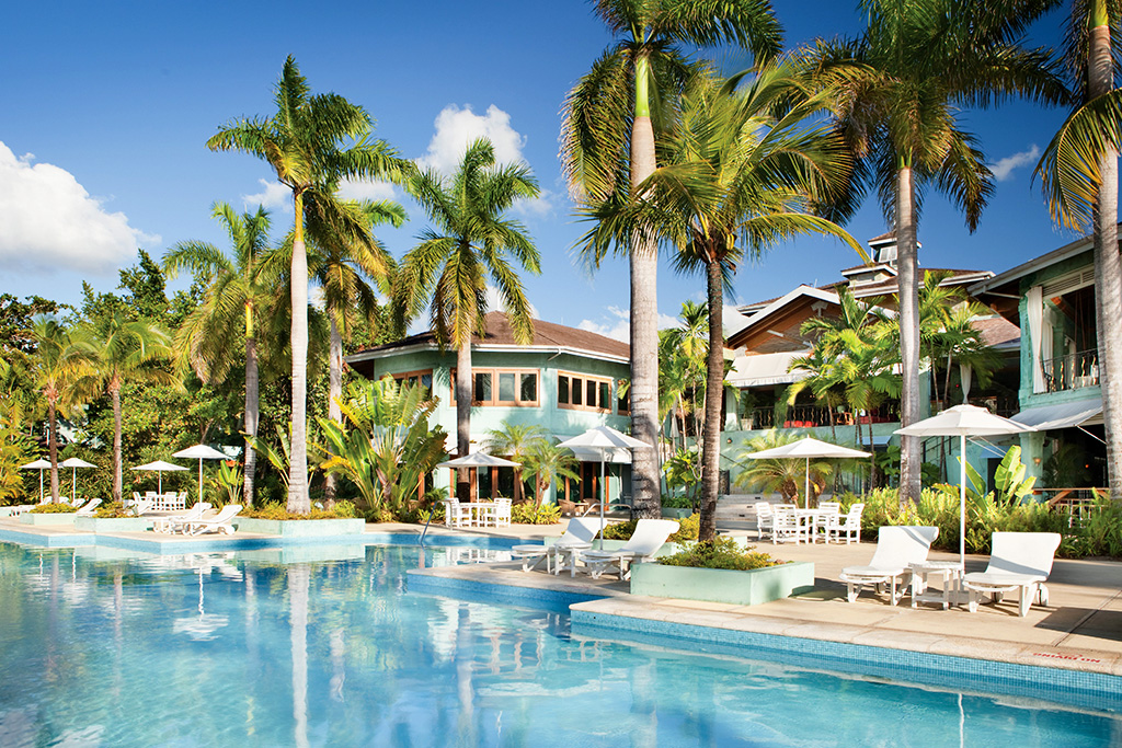 Combiné Nature, plages et romance : Couples Tower Isle 5* Adult Only + 18 & Couples Negril 5* Adult