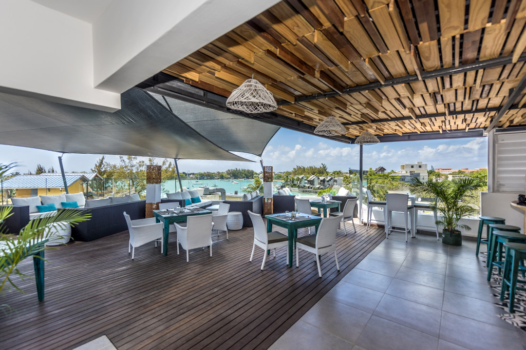 Combiné Azur Paradise 3* Adult Only + 15 & Gosun Beach Hotel 3*, Séjour Île Maurice par Ôvoyages