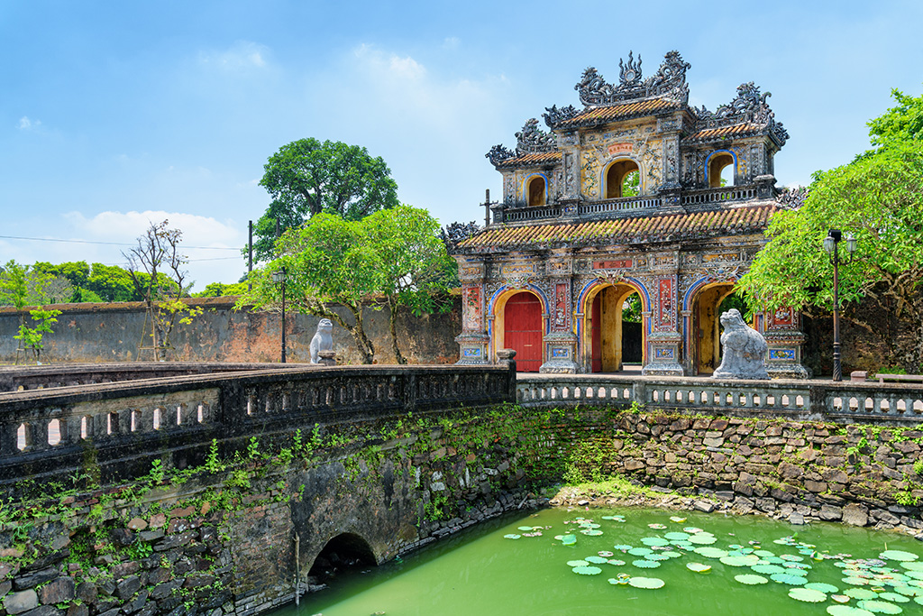 Circuit Paysages Majestueux du Nord au Sud et croisière prestige sur le mythique 14 nuits, Séjour Vietnam par Ôvoyages