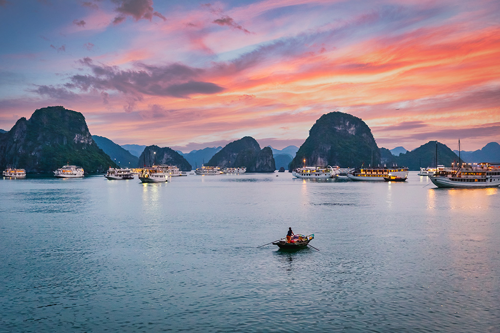 Circuit Paysages Majestueux du Nord au Sud et croisière prestige sur le mythique 14 nuits, Séjour Vietnam par Ôvoyages