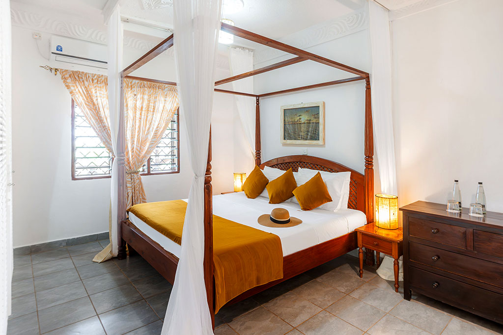 Exploreans Malaika Villas & Beach Club 3*