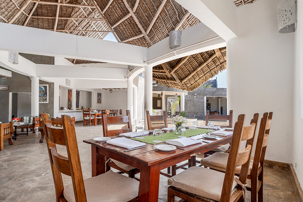 Hôtel Exploreans Malaika Villas & Beach Club 3* by Ôvoyages + Safari 1 Nuit dans le Parc National de Tsavo Est, Séjour Kenya par Ôvoyages