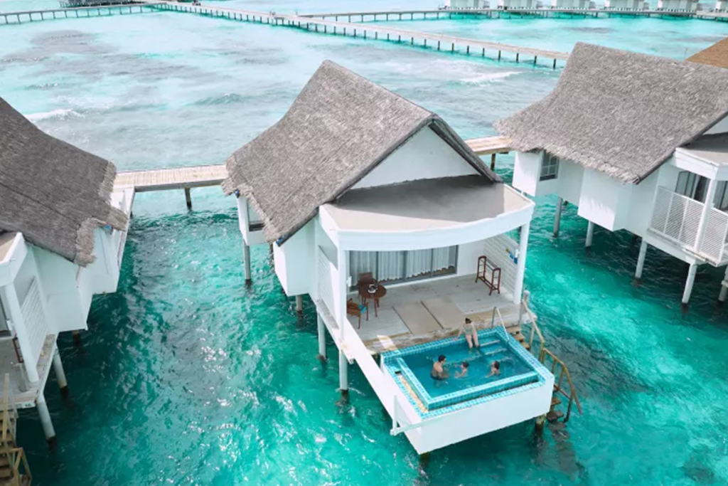 Hôtel Machchafushi Island Resort & Spa Maldives - The Centara Collection 5*, Séjour Maldives par Ôvoyages