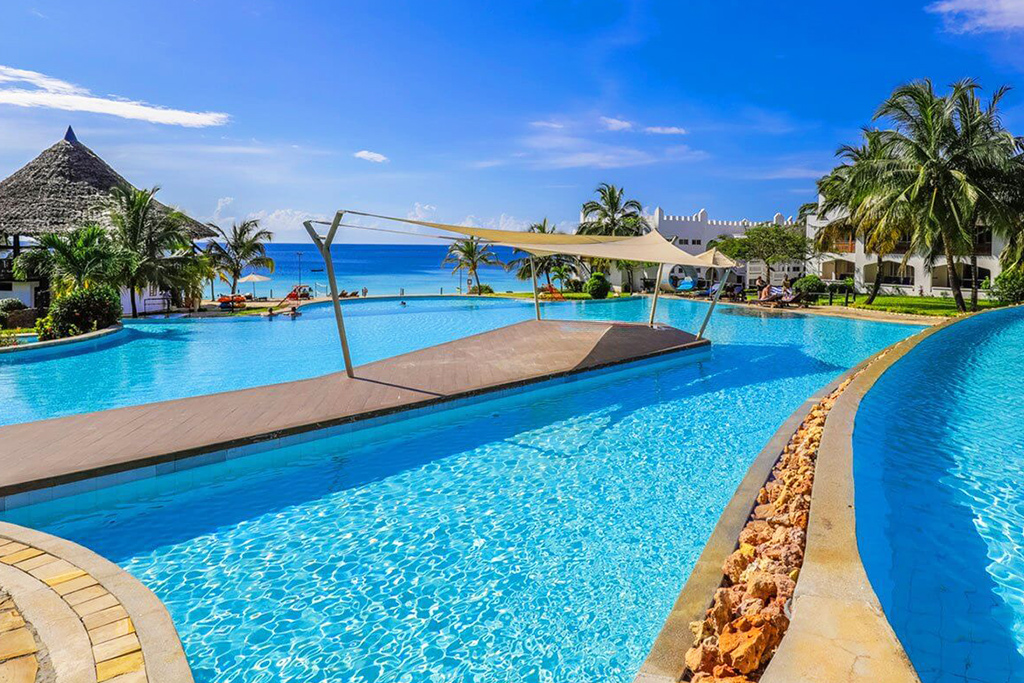 Combiné Royal Zanzibar Beach Resort 5* + Safari 2 nuits dans la réserve de Selous, Combiné Tanzanie par Ôvoyages