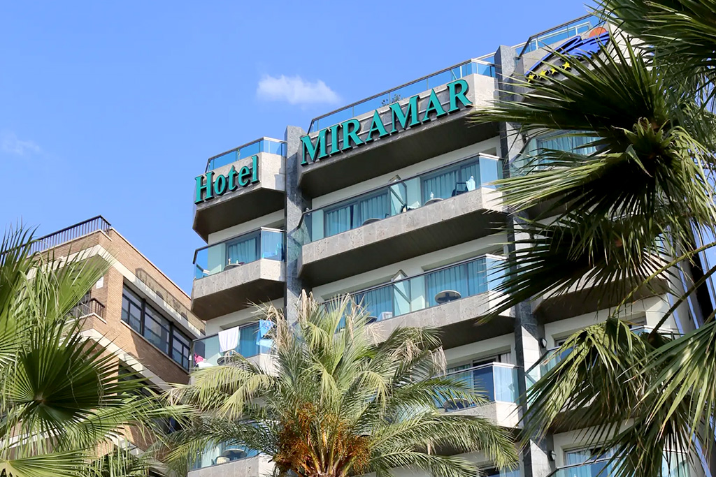Hôtel Miramar Lloret 4*