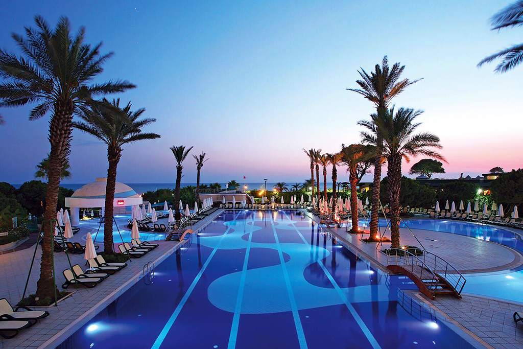 Limak Atlantis Deluxe Hotel & Resort 5*