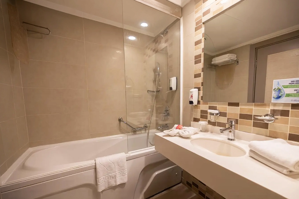 Hôtel Fantasia De Luxe 5*, Séjour Turquie, Izmir par Ôvoyages