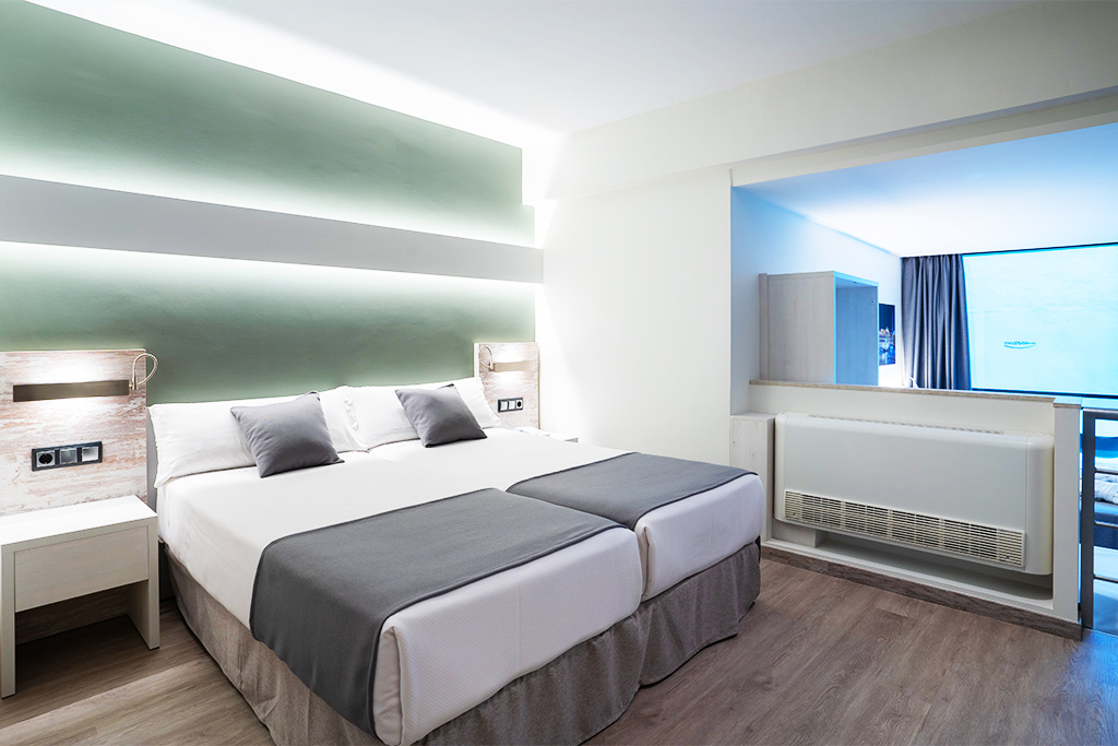 Gran Hotel Bali 4*