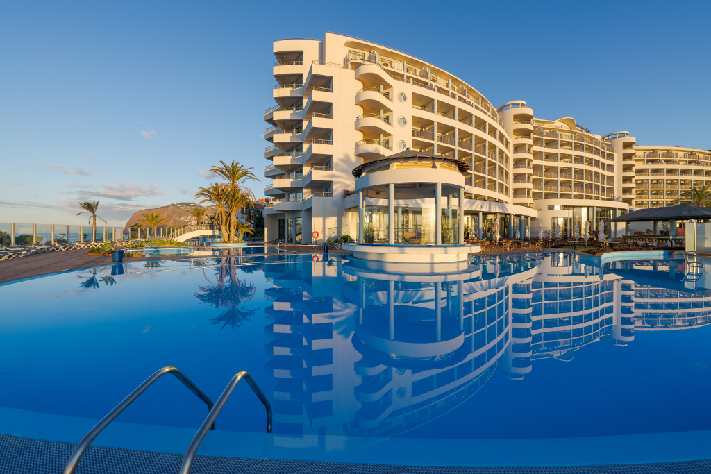 Pestana Grand Ocean 5* By Ôvoyages, Séjour Portugal, Madère, Île de Madère par Ôvoyages Pestana Grand Ocean 5* By Ôvoyages, Séjour Portugal, Madère, Île de Madère par Ôvoyages