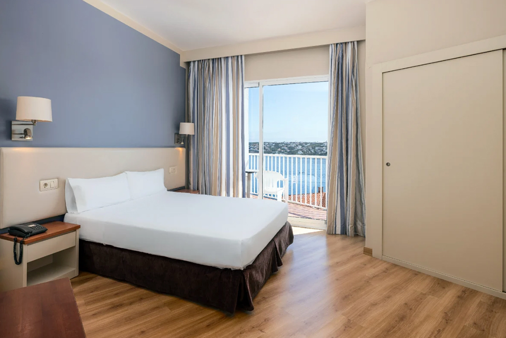 Hôtel Senator Indigo Agamenon 4*, Séjour Espagne & ses îles, Baléares, Minorque par Ôvoyages Hôtel Senator Indigo Agamenon 4*, Séjour Espagne & ses îles, Baléares, Minorque par Ôvoyages