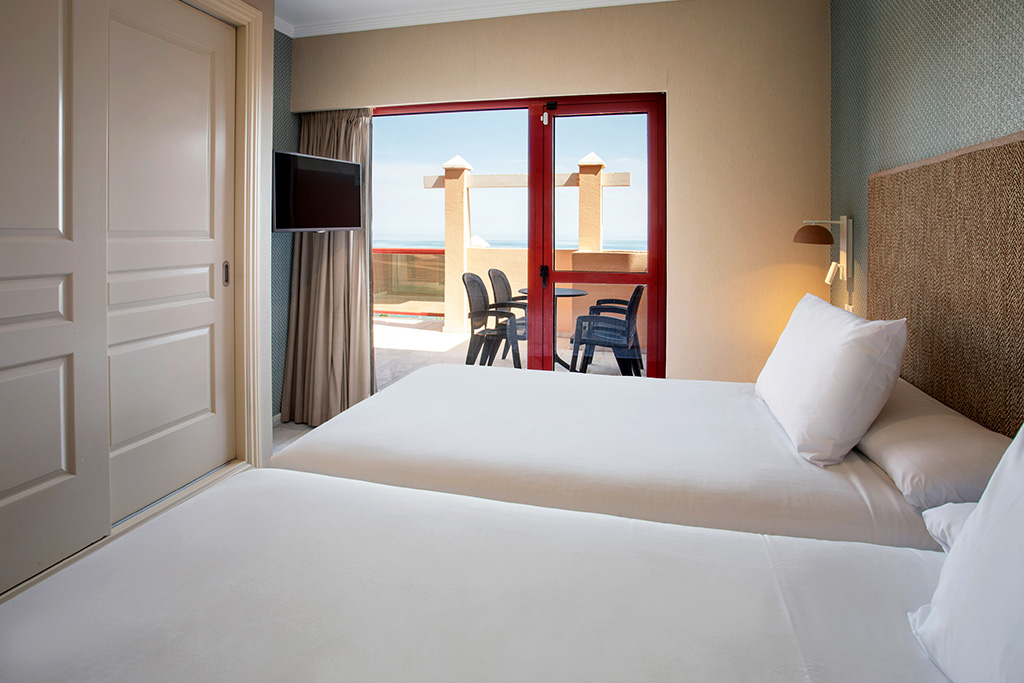 Ôclub Experience Holiday World Village 4*