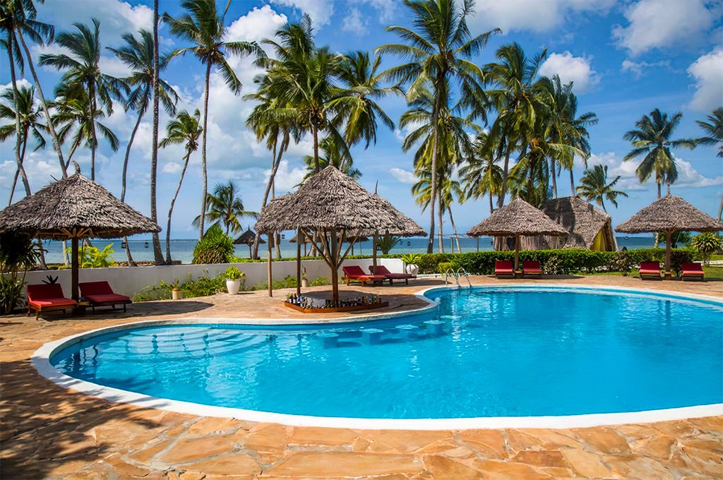 Antonio Beach Tree House & Spa 4*