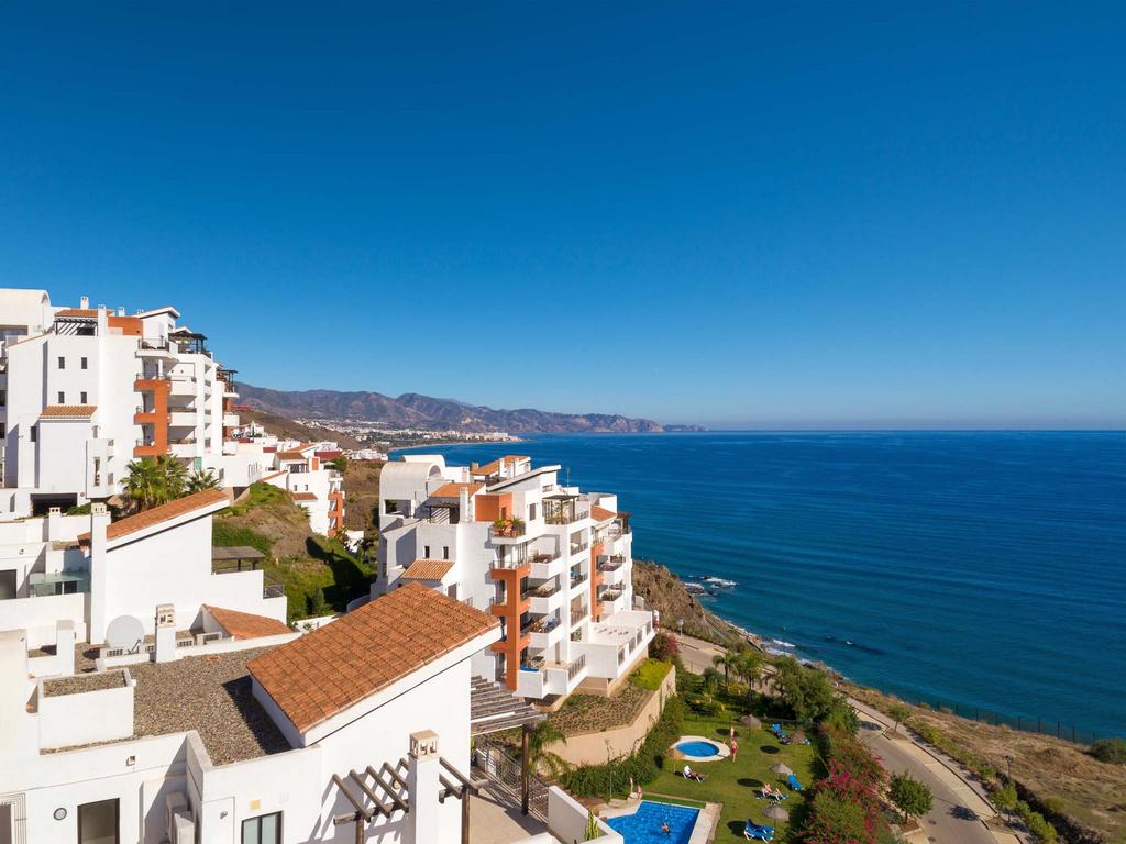 Olée Nerja Holiday Rentals 4*