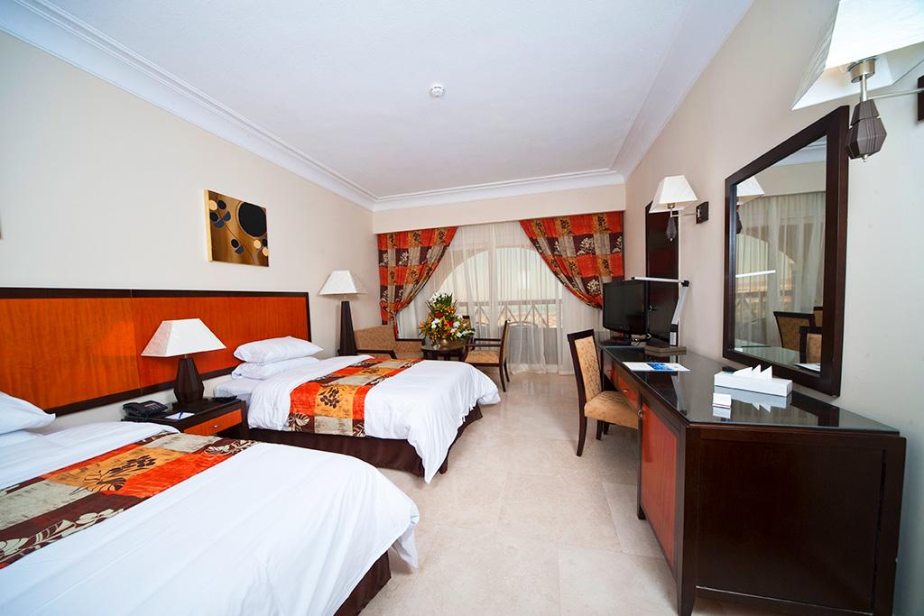 AMC Royal Hotel & Spa 5* - 6