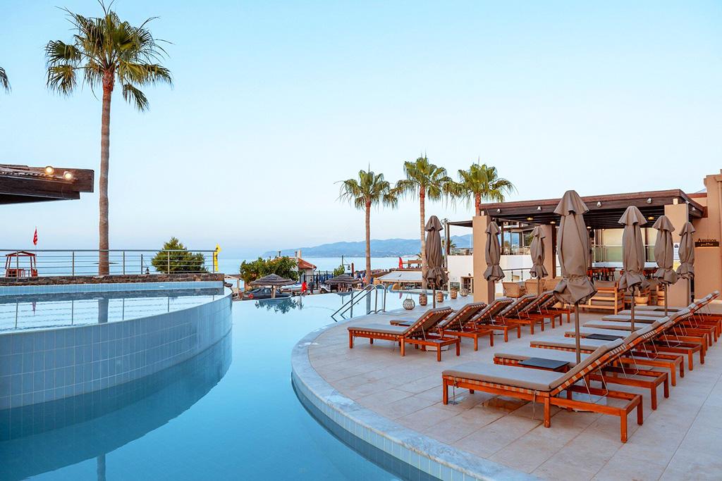 Blue Sea Beach Affiliated By Melia 5*