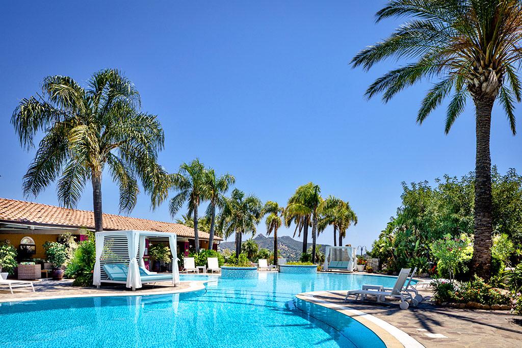 Cruccuris Resort 4* Adult Only +16