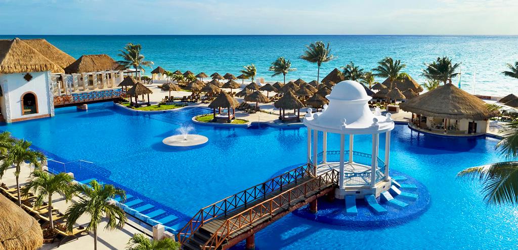 Dreams Sapphire Resort & Spa 5*