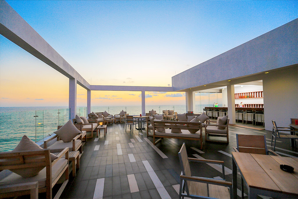 Circuit Escapade Ceylanaise 4* en petit groupe & Ôclub Experience Pandanus Beach Resort & Spa 5*, Combiné Sri Lanka par Ôvoyages