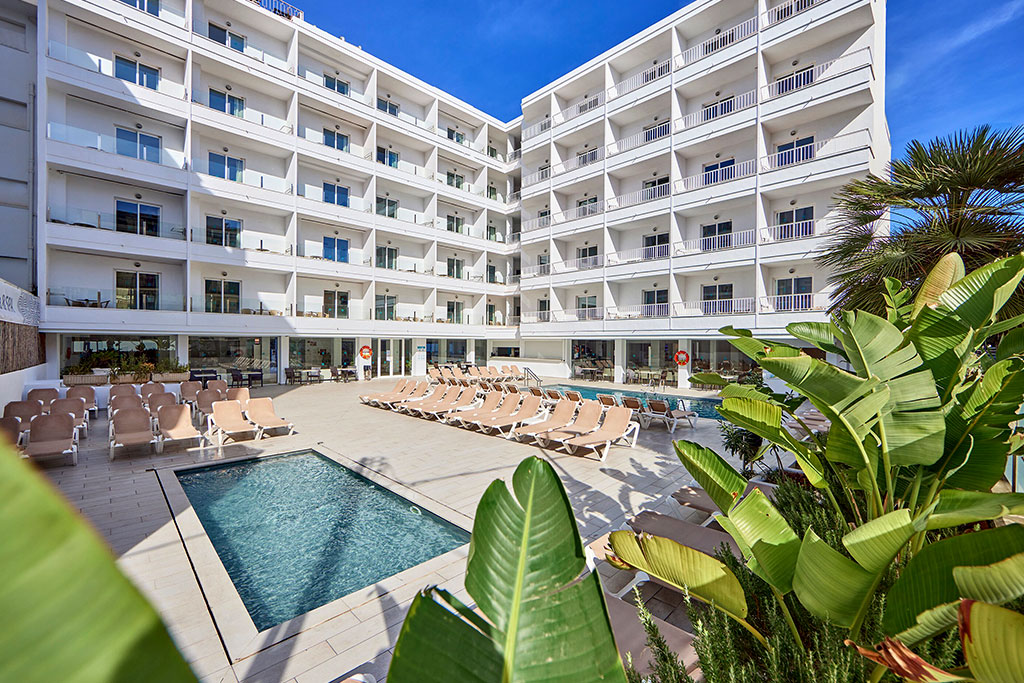 Hôtel Ilusion Calma & Spa 3*, Séjour Espagne & ses îles, Baléares, Majorque par Ôvoyages Hôtel Ilusion Calma & Spa 3*, Séjour Espagne & ses îles, Baléares, Majorque par Ôvoyages