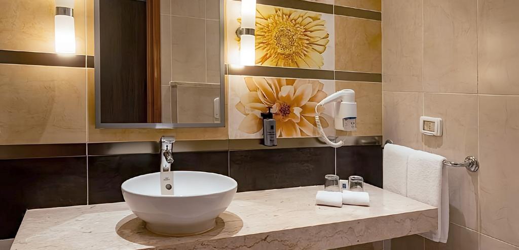 Long Beach Resort 4* - 6