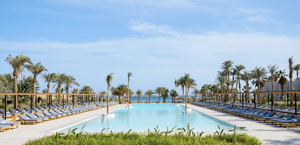 Serry Beach Resort 5*