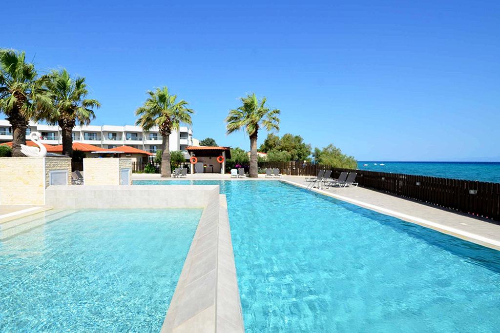 Sousouras Hotel Halkidiki 3*