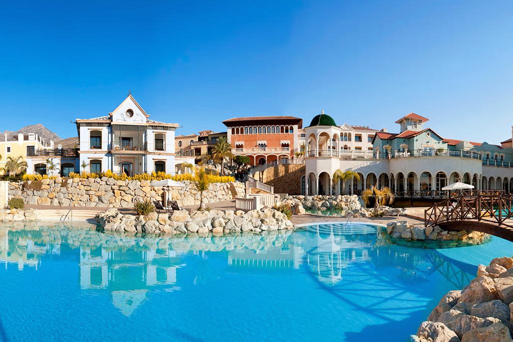 The Level at Meliá Villaitana 5*