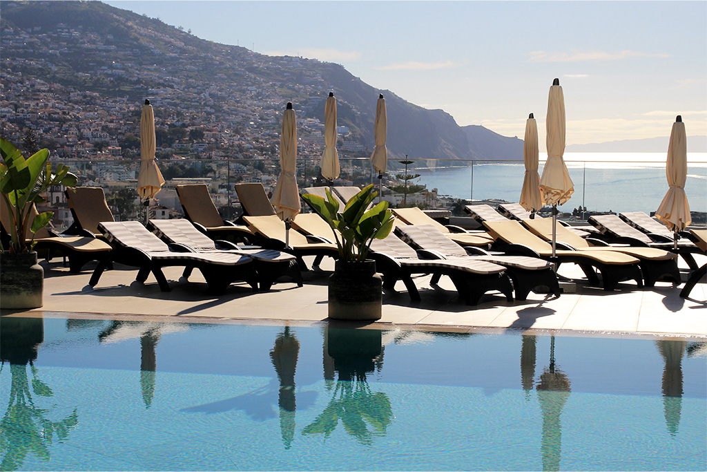 Hôtel The Views Baia 4* Adult Only +18, Séjour Portugal, Madère, Île de Madère par Ôvoyages Hôtel The Views Baia 4* Adult Only +18, Séjour Portugal, Madère, Île de Madère par Ôvoyages