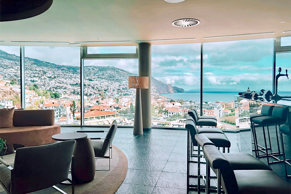 Hôtel The Views Baia 4* Adult Only +18, Séjour Portugal, Madère, Île de Madère par Ôvoyages Hôtel The Views Baia 4* Adult Only +18, Séjour Portugal, Madère, Île de Madère par Ôvoyages