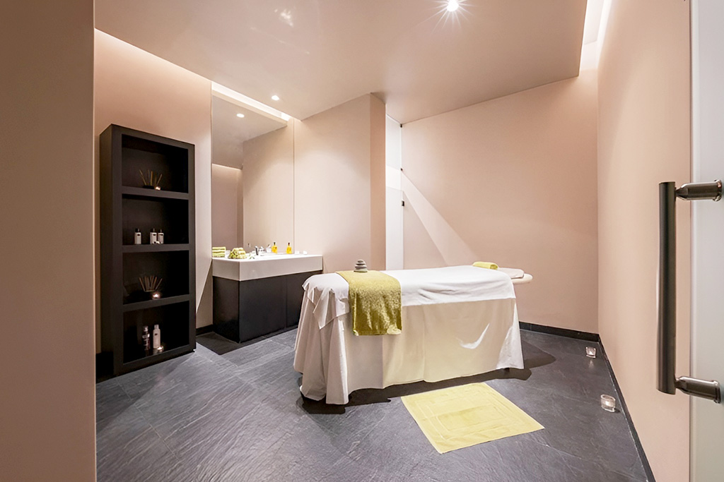 Hôtel The Views Baia 4* Adult Only +18, Séjour Portugal, Madère, Île de Madère par Ôvoyages Hôtel The Views Baia 4* Adult Only +18, Séjour Portugal, Madère, Île de Madère par Ôvoyages