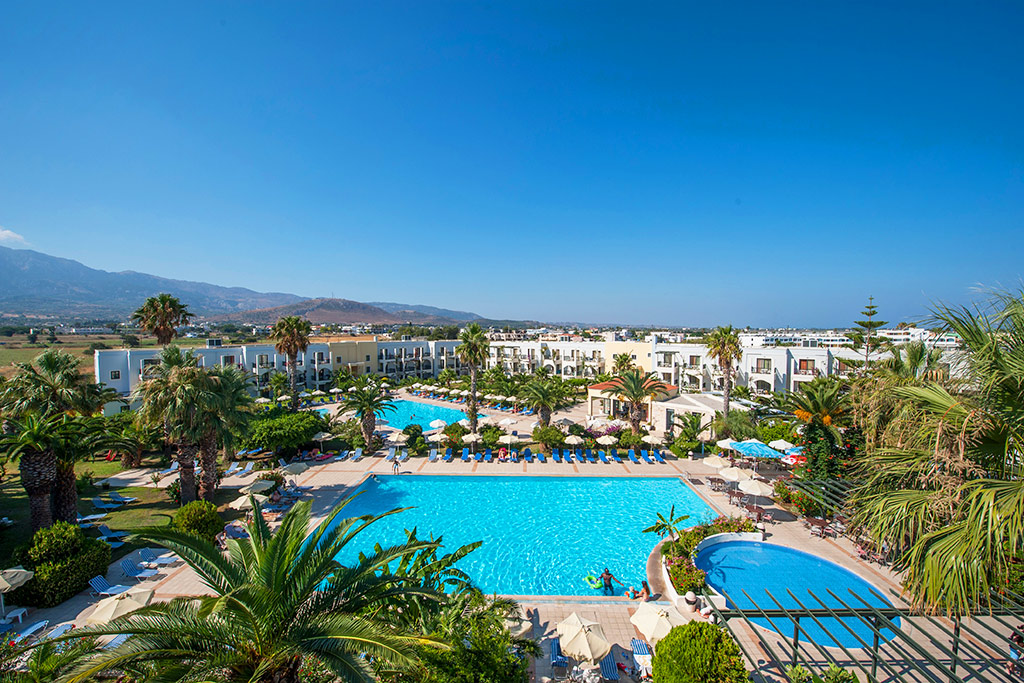 Tigaki Beach Hotel 4*