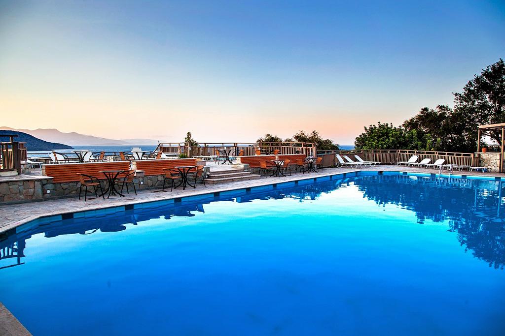 Elpida Village Hôtel 4*