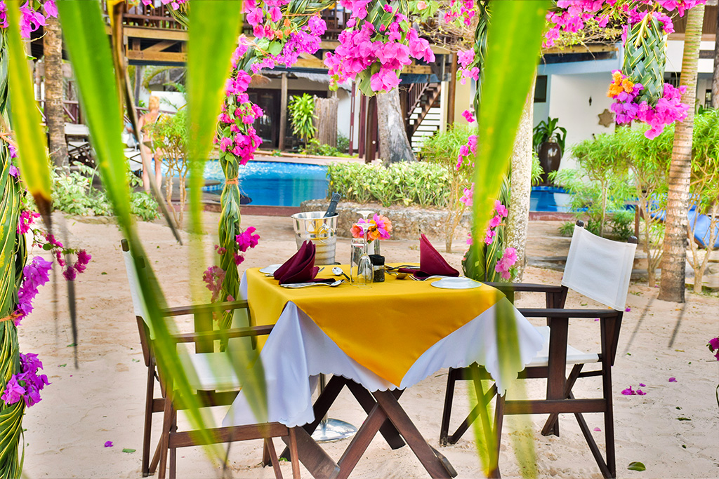 Hôtel Kena Beach 4* Sup by Ôvoyages + Safari 1 nuit, Combiné Tanzanie, Zanzibar par Ôvoyages